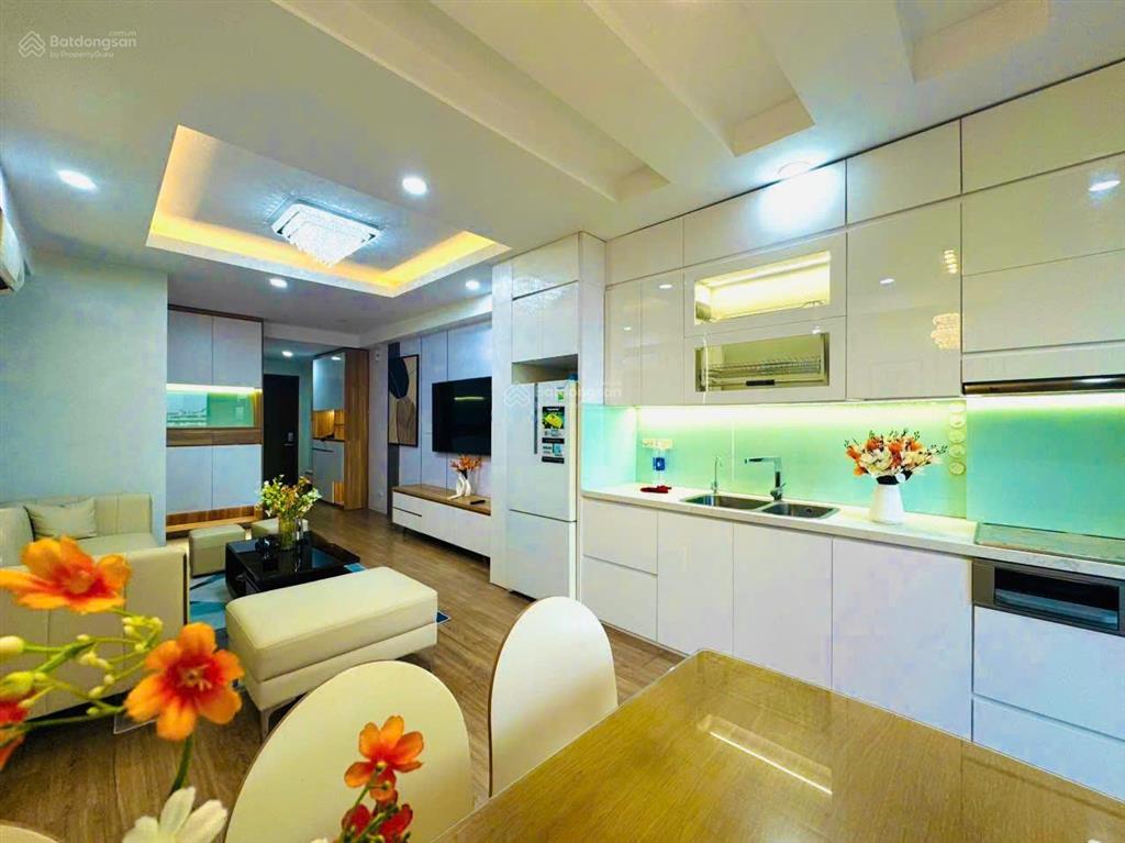 Chính chủ bán căn 2 ngủ tại handi resco, 66m2, ban công đông nam, tòa b, nội thất cơ bản, sổ đỏ