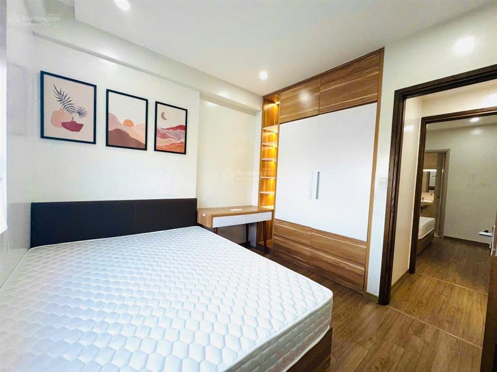 Chính chủ bán căn 2 ngủ tại handi resco, 66m2, ban công đông nam, tòa b, nội thất cơ bản, sổ đỏ
