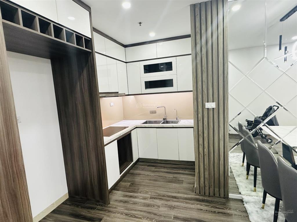 Chính chủ bán căn 2 ngủ 71m2 tại rivera park, tòa a, full nội thất, ban công đông bắc, sổ đỏ