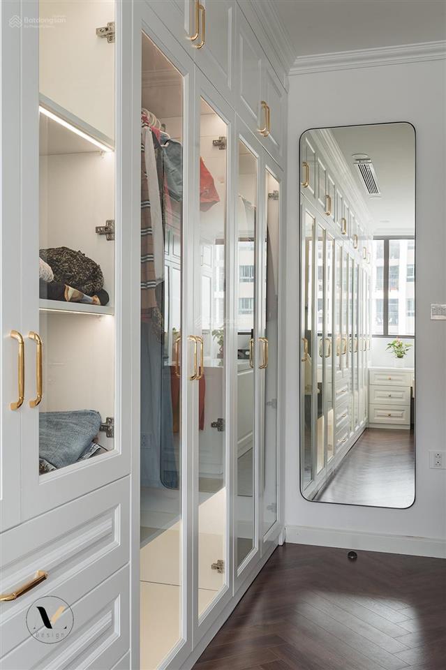 Chính chủ bán căn 3 ngủ, 154m2 tại n05 tòa 29t2, nội thất cơ bản, ban công bắc, sổ đỏ.