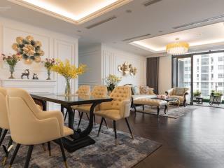 Chính chủ bán căn 3 ngủ 144m2 tại dolphin plaza, tháp 3, nội thất cơ bản, ban công đông, sổ đỏ.