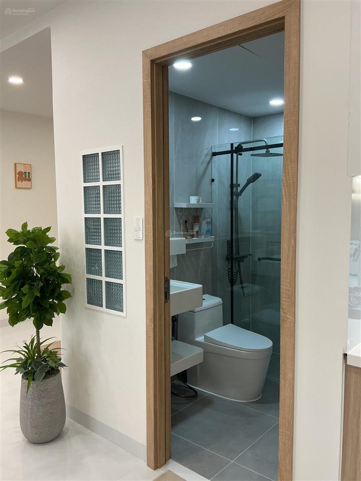 Bán căn hộ chung cư sky garden 3, diện tích 72m2 thông thủy, nhà mới full nội thất