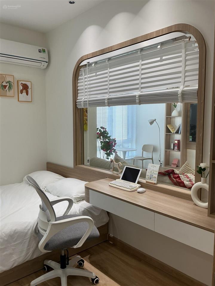 Bán căn hộ chung cư sky garden 3, diện tích 72m2 thông thủy, nhà mới full nội thất