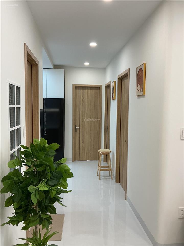 Bán căn hộ chung cư sky garden 3, diện tích 72m2 thông thủy, nhà mới full nội thất