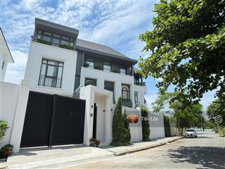 Siêu phẩm biệt thự cực đẹp lê hữu kiều, quận 2  20x28m 4 tầng full nt cao cấp  giá chỉ 88 tỷ