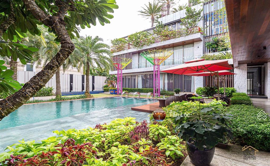 Siêu phẩm villa 2 mặt tiền view trực diện sông quận 2 cực vip  1115m2 ngang 30m giá chỉ 385 tỷ