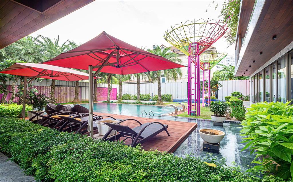 Siêu phẩm villa 2 mặt tiền view trực diện sông quận 2 cực vip  1115m2 ngang 30m giá chỉ 385 tỷ