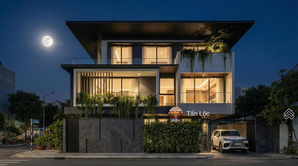 Siêu phẩm villa compound nguyễn văn hưởng thảo điền  diện tích khủng ~1000m² giá chỉ 200 tỷ