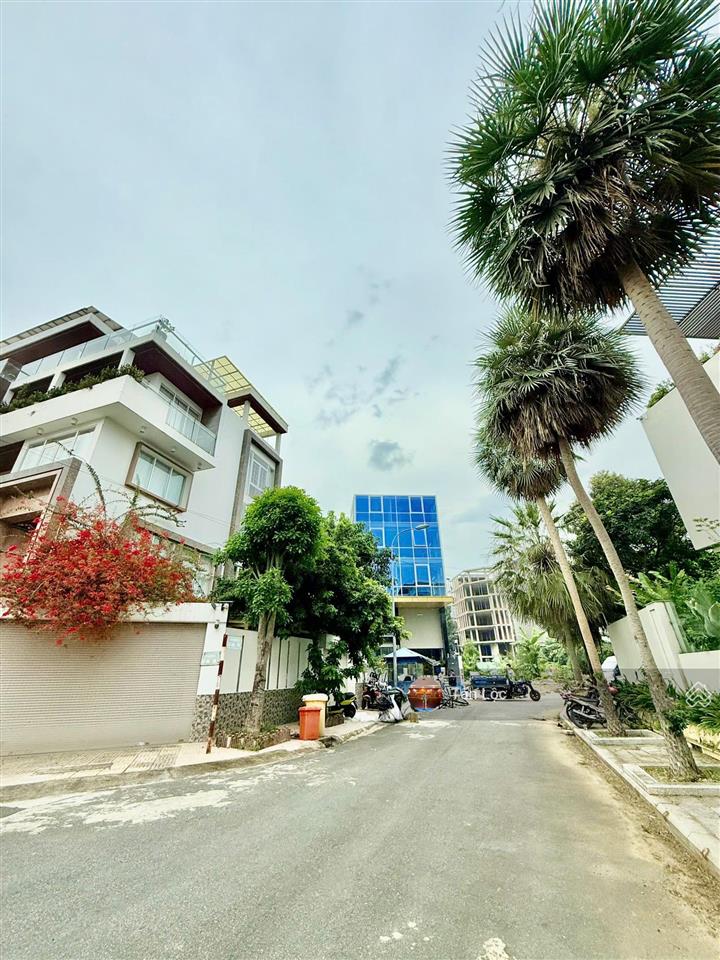 Siêu phẩm góc 2mt p. an phú, q2. dt 15x25m cn 340m2, ctxd hầm 4 tầng chỉ 40 tỷ  quá rẻ