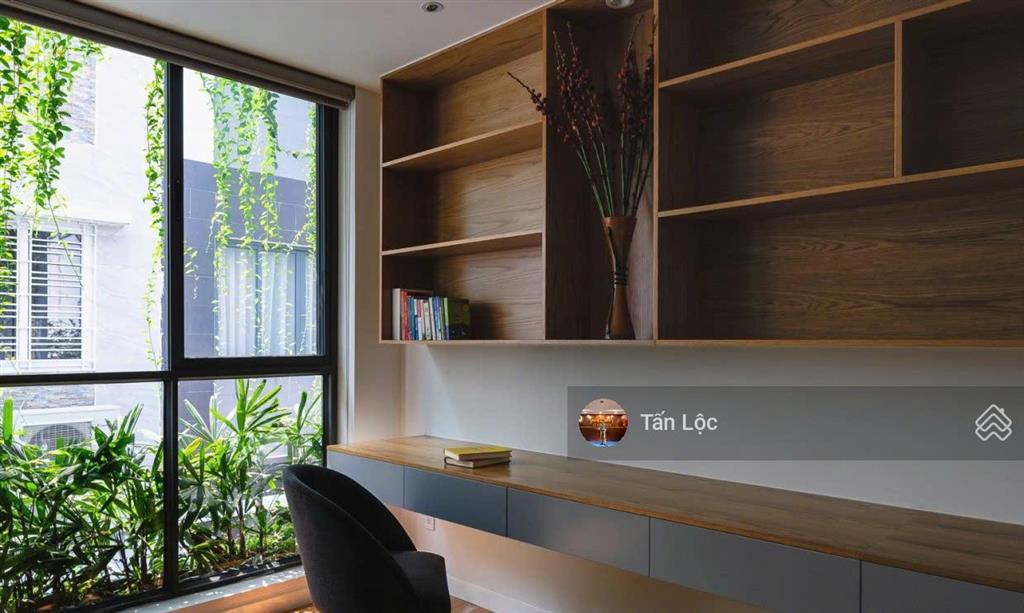 Góc 2mt ngay trần não, quận 2  8x25m, cn 196m2 4 tầng giá chỉ ~153tr/m2 30 tỷ  cực kỳ khan hiếm