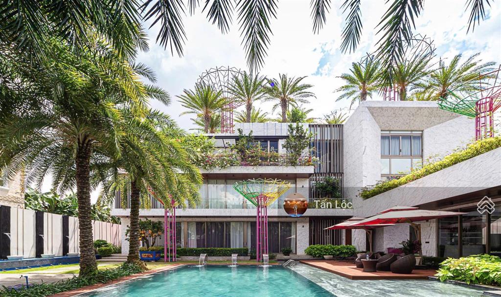 Siêu phẩm villa 2 mặt tiền view trực diện sông quận 2 cực vip  1115m2 ngang 30m giá chỉ 385 tỷ