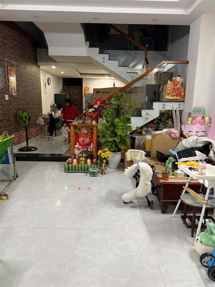 Bán nhà 2 tầng 2 mê mặt tiền đường 5.5m phạm công trứ  hoà xuân  giá chỉ 5 tỷ 850 tl