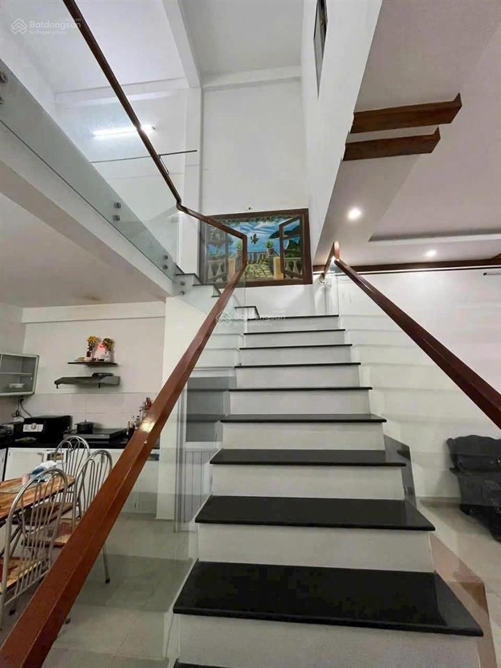 Bán nhà 2 tầng mặt tiền đặng huy tá, gần hoàng thị loan, dt 5x17m, giá 6,9 tỷ tl