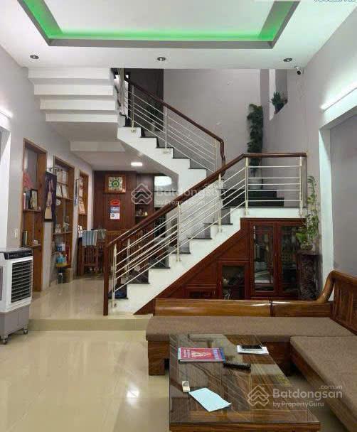 Bán nhà 2 tầng 2 mê mt đường lê thiệt, gần biển hoà minh .đà nẵng