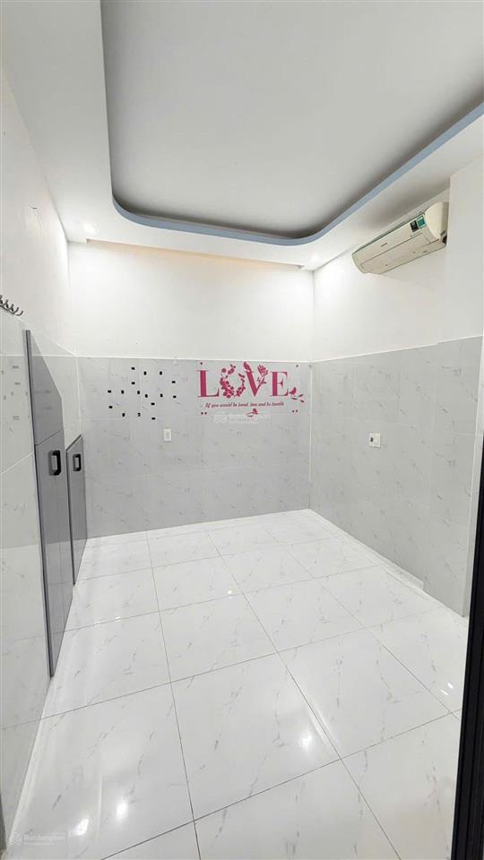 Bán nhà 2 tầng mới mặt tiền phong bắc 9, gần đinh châu, sông thăng long, giá 5 tỷ 780 tl