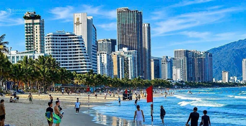 Đất biển mỹ khê  mặt tiền trần thanh mại, sơn trà, gần công viên hồ nghinh  chỉ 11 tỷ 2 tl