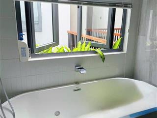 Bán nhà 2 tầng mới mặt phố đường 5m5 nhơn hòa 6, gần bến xe trung tâm, dt 115m2, chỉ 6 tỷ 350 tl