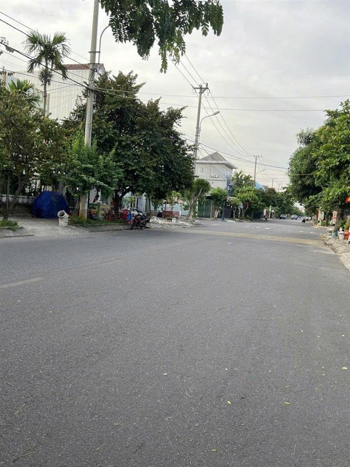 Bán lô đất mặt tiền văn tiến dũng  hòa xuân  đường 10m5 thông dài  chỉ 5 tỷ 8 tl
