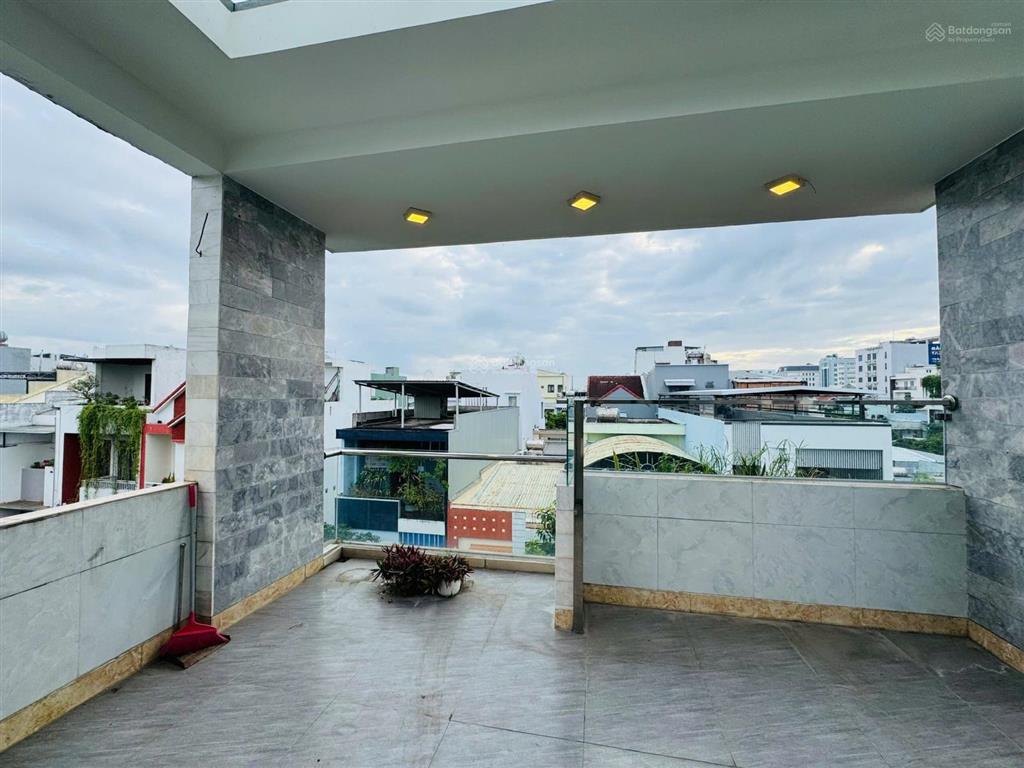 Bán nhà 4 tầng mặt tiền đường dương bá trạc trung tâm hải châu giá chỉ 9,x tỷ tl