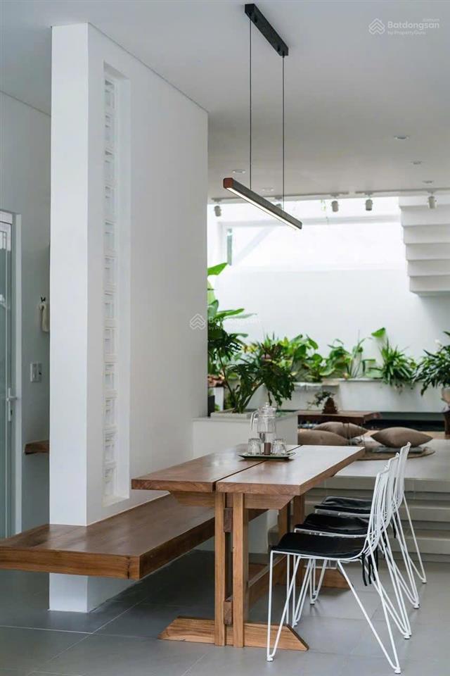 Bán nhà 3 tầng mặt phố đường hà bồng , phường hòa xuân, gần góc ngã tư, giá 7 tỷ 990 tl