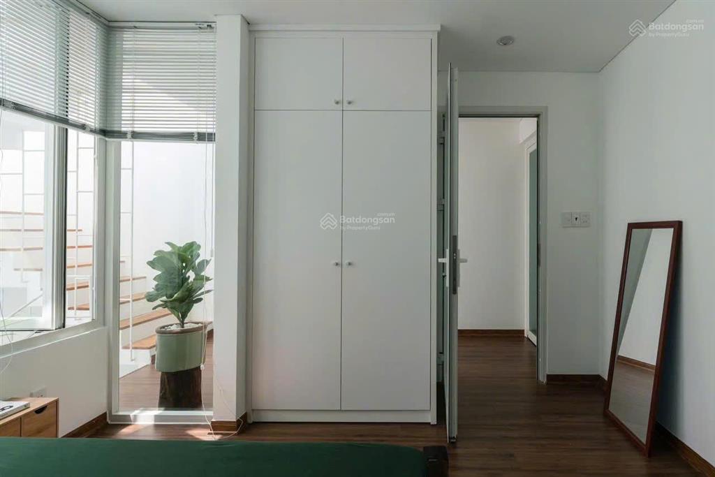 Bán nhà 3 tầng mặt phố đường hà bồng , phường hòa xuân, gần góc ngã tư, giá 7 tỷ 990 tl