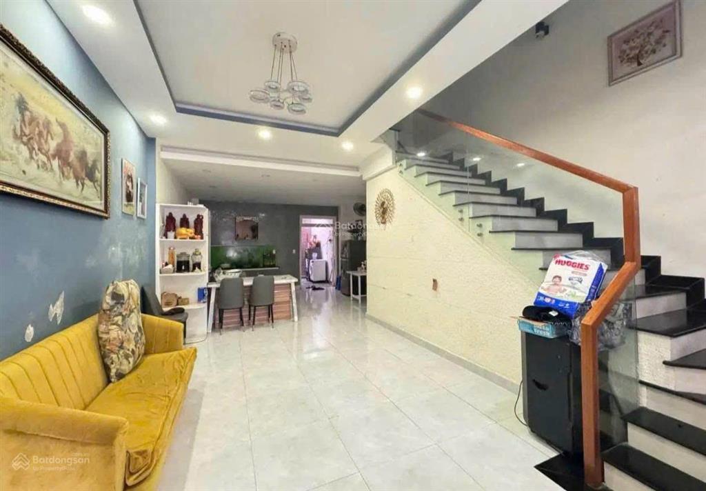 Bán căn nhà 2 mê sát chợ hòa xuân, mặt tiền đường lỗ giáng 1, gần cầu nguyễn tri phương, giá 5 tỷ 7