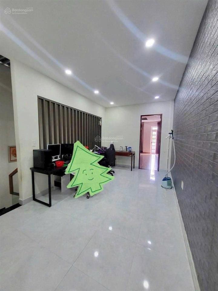 Bán căn nhà 2 mê sát chợ hòa xuân, mặt tiền đường lỗ giáng 1, gần cầu nguyễn tri phương, giá 5 tỷ 7