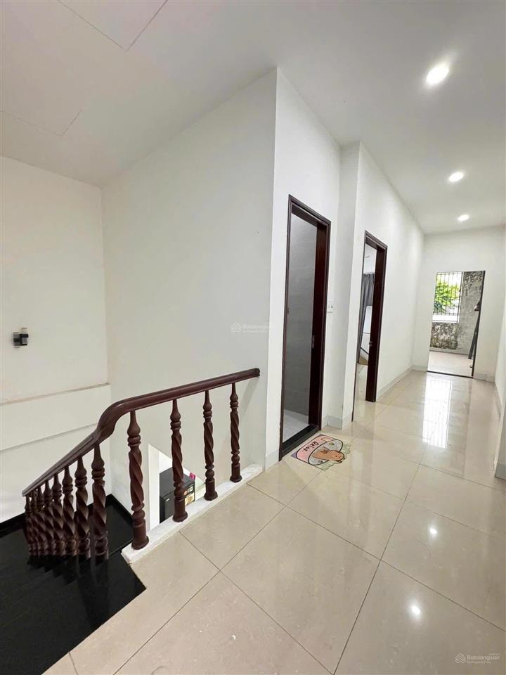 Bán nhà 2 tầng mới mặt tiền đường nguyễn khang  ngay hà huy tập + huỳnh ngọc huệ