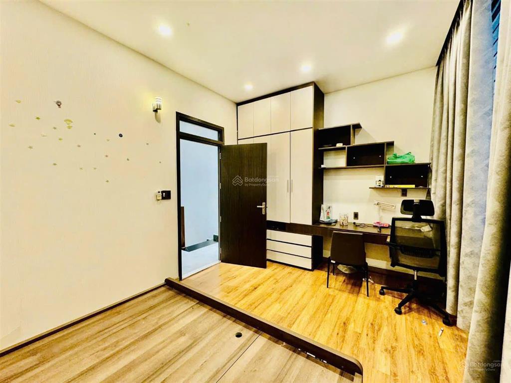 Nhà 3 tầng mặt tiền giang châu 3  sát sông hàn. giá chỉ 13 tỷ 8 tl