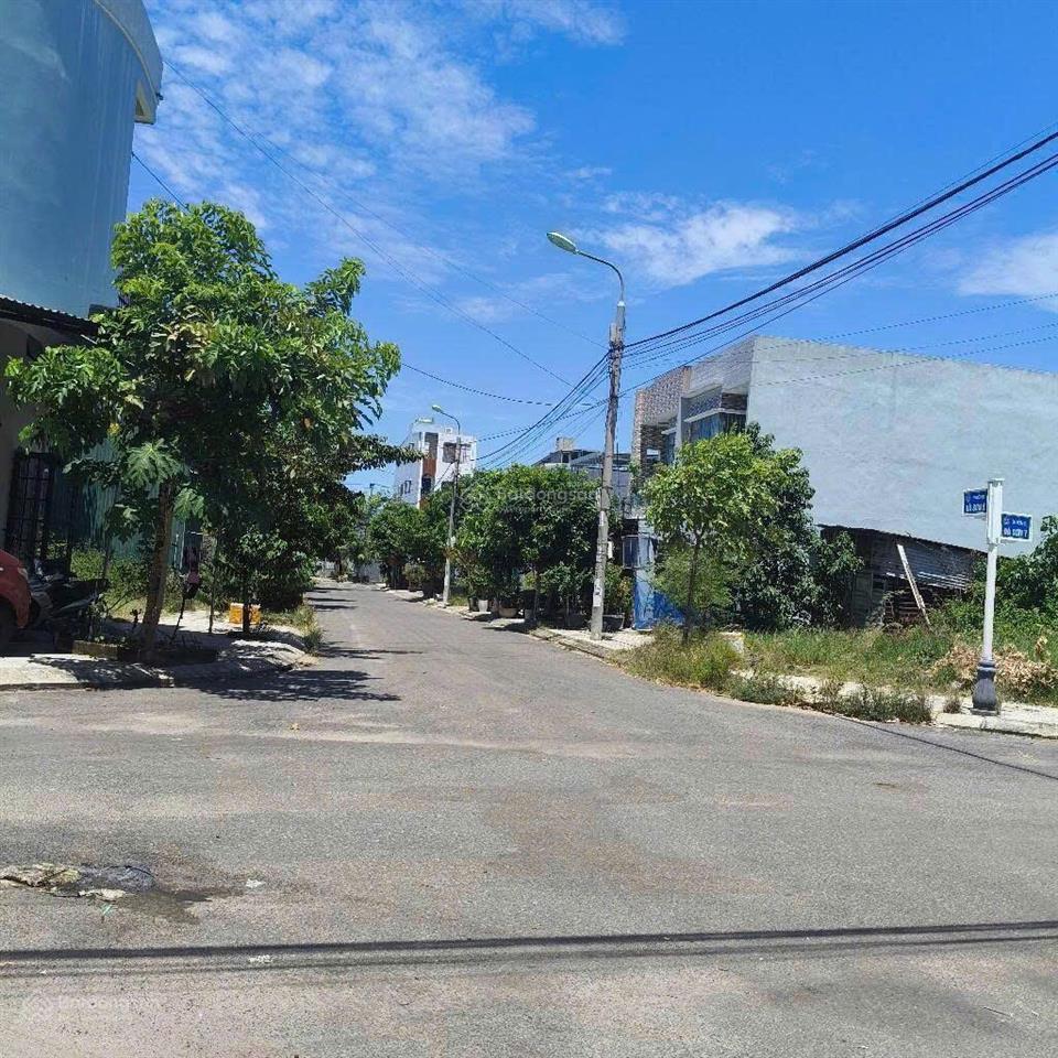 Bán đất mặt tiền đường đà sơn 5, liên chiểu  dt 100m2  giá chỉ 3 tỷ 8 tl