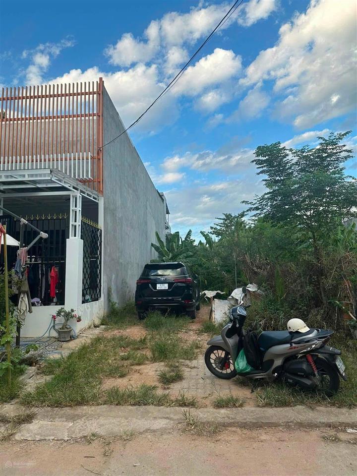 Bán đất (ngang 6m) đường đá bàn 5  hòa xuân, gần trường học, dt 6x20m, giá 3 tỷ 250 triệu