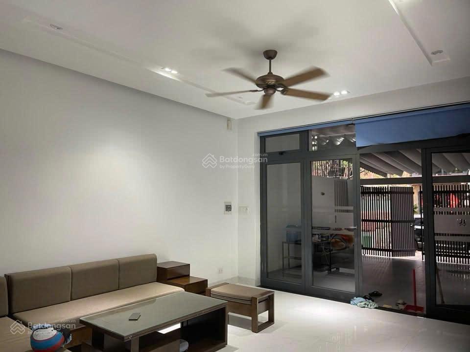 Bán nhà mặt tiền nguyễn thuật  gần bến xe trung tâm  dt 125m2, giá 7,8 tỷ tl