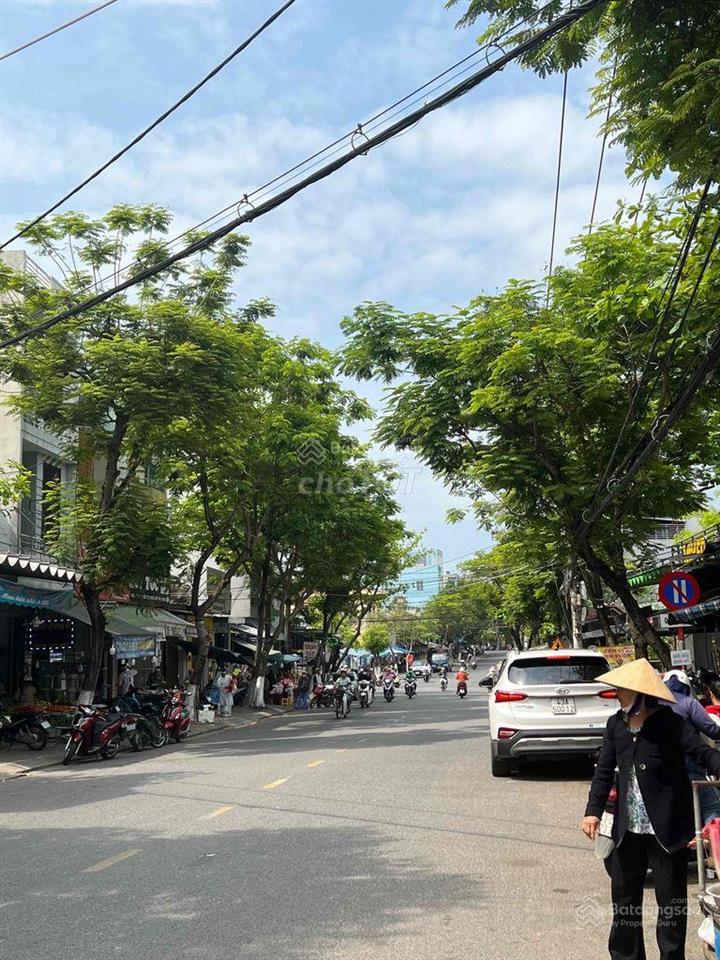 Cho thuê nhà 3.5 tầng mặt tiền đường hà huy tập, thanh khê, dtsd 700m2, gần điện biên phủ