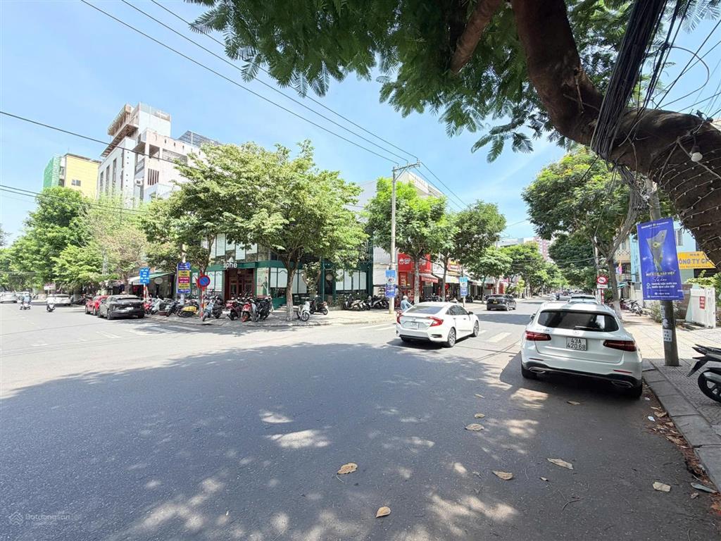 Bán nhà mặt tiền đường nguyễn chí thanh, hải châu, gần cầu sông hàn, dt 123m2, giá 16 tỷ 8 tl