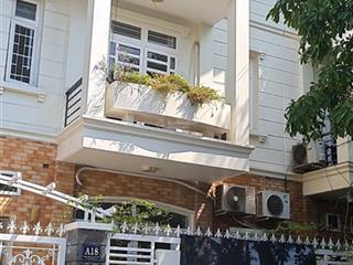 Bán nhà 3 lầu (có hầm) mặt tiền nguyễn hoàng, p. an phú q2