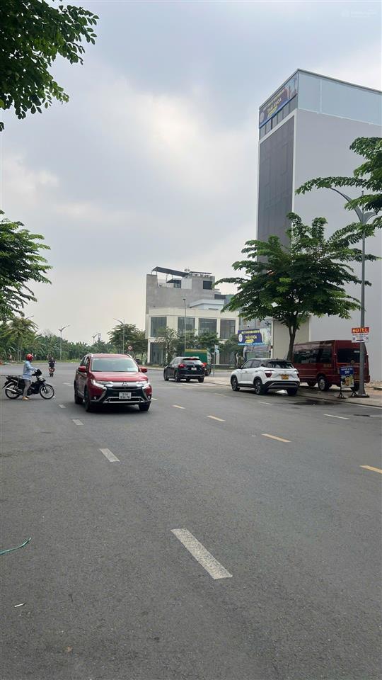 Bán đất (10mx14m) mặt tiền phạm văn ngôn, khu dân cư 1.8ha bình khánh