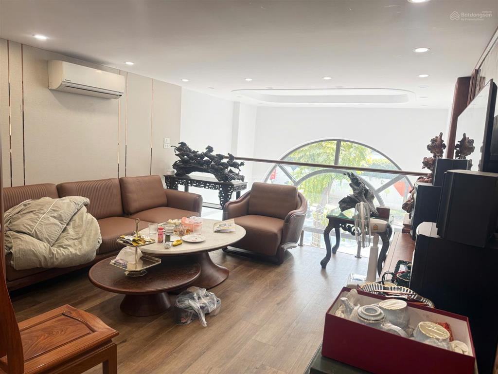 Bán mặt phố ái mộ, phú hựu, bồ đề dt 45m2, 8 tầng, mt 4.5m , thang máy, vỉa hè kinh doanh