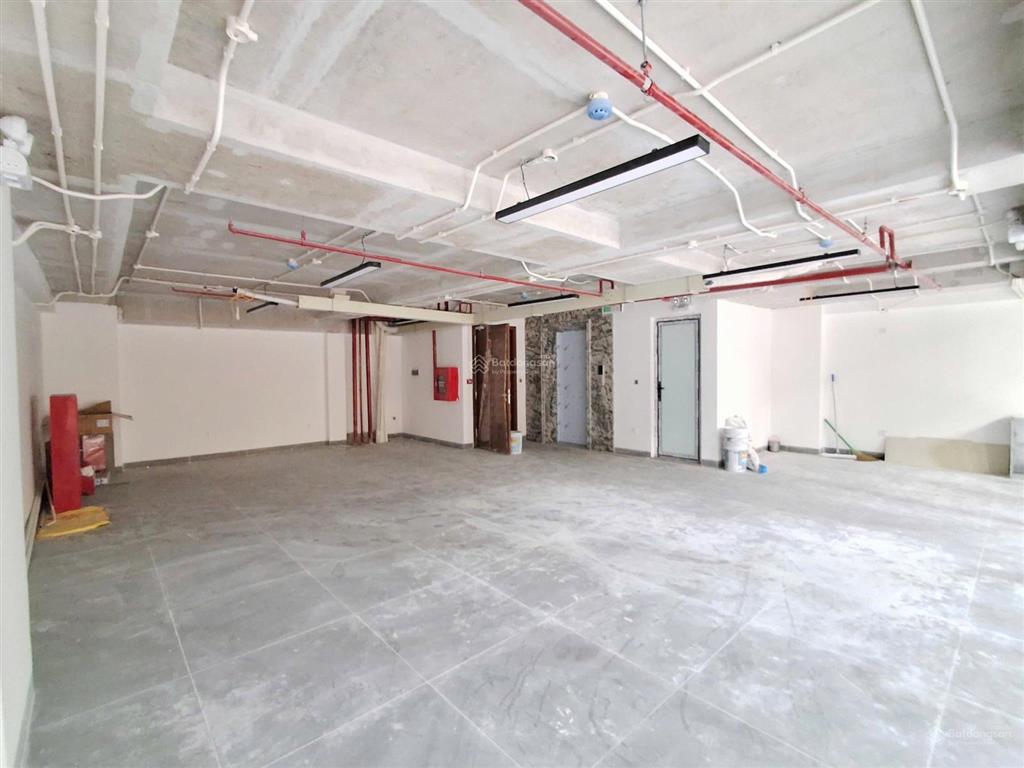 Bán tòa nhà văn phòng tại chu huy mân, phúc đồng dt 120m2, 8 tầng, mt 9.5m, có hầm, thang máy
