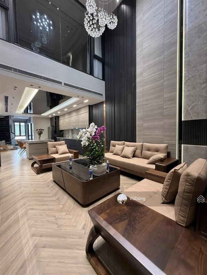 Giảm sốc 1.3 tỷ. bán nhà đẹp ở ngay khu tđc long biên tư đình dt 77m², 7 tầng, vỉa hè, full đồ.