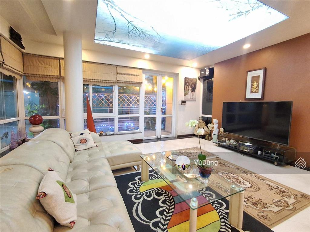 Giảm sốc 15 tỷ bán biệt thự siêu sài đồng  long biên. dt 185m2, mt 12.5m, kinh doanh, 3 thoáng.