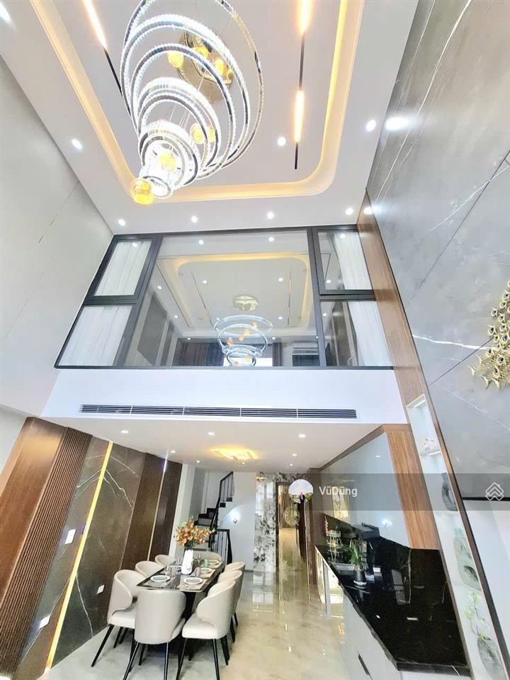 Bán nhà siêu đẹp bát khối long biên dt 72m2, 7 tầng, mt 4.5m, garra 2 ô tô, thanh máy, ô tô thông