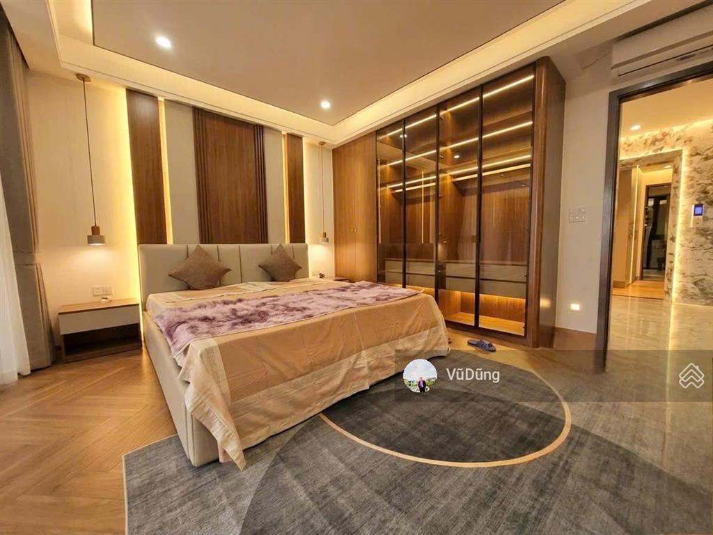 Bán nhà siêu đẹp bát khối long biên dt 72m2, 7 tầng, mt 4.5m, garra 2 ô tô, thanh máy, ô tô thông