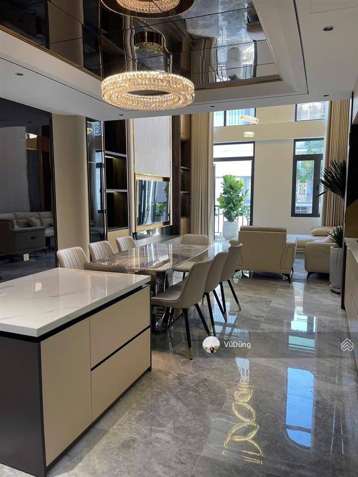 Giảm chào 3 tỷ bán nhanh căn nhà khu phân lô quân đội tư đình. dt 68m², 8 tầng, mt 5m, garra.