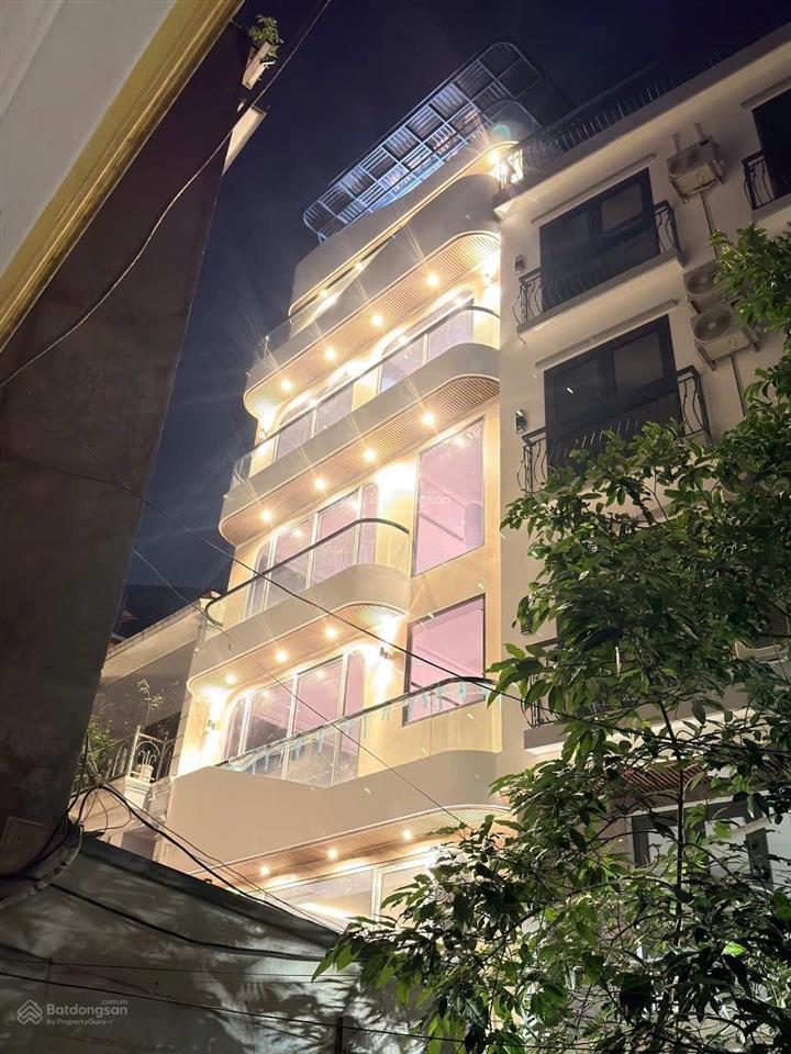 Siêu phẩm phố nguyễn văn cừ long biên * dt 65m2, 7 tầng, mt 5.5m, thang máy, garra ô tô.