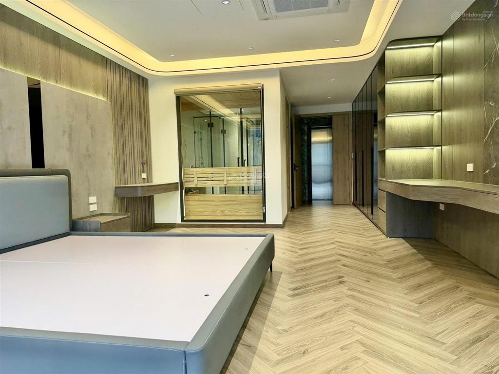 Siêu phẩm nhà phố trạm, cổ linh dt 60m2, 8 tầng, mặt tiền 4.5m. thang máy, kinh doanh sầm uất,