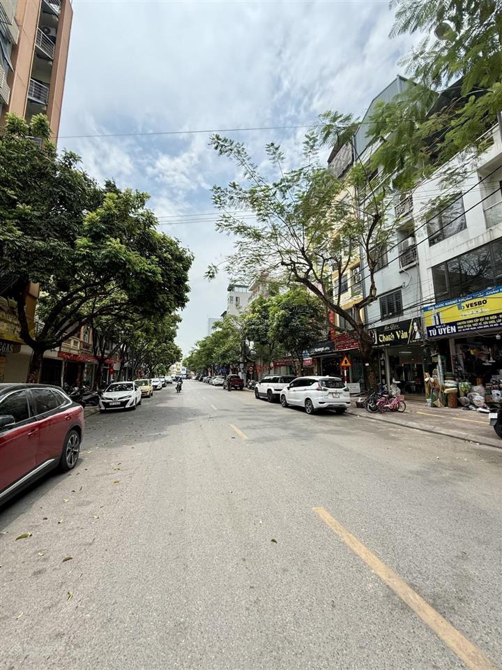 Siêu phẩm nhà phố trạm, cổ linh dt 60m2, 8 tầng, mặt tiền 4.5m. thang máy, kinh doanh sầm uất,