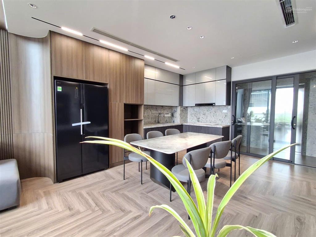 Giảm sốc 3 tỷ bán nhà phố tân thụy, phúc đồng. dt 55m², 7 tầng, mt 4,5m, kinh doanh, thang máy.
