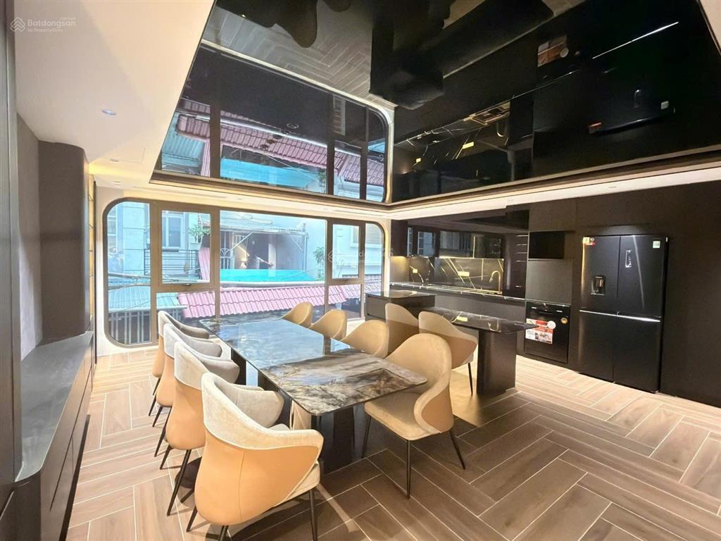 Bán nhà đẹp lâm dubồ đề dt 85m2, 7 tầng, mt 5.5m, garra 4 ô tô, thang máy, full đồ, qh ổn định.