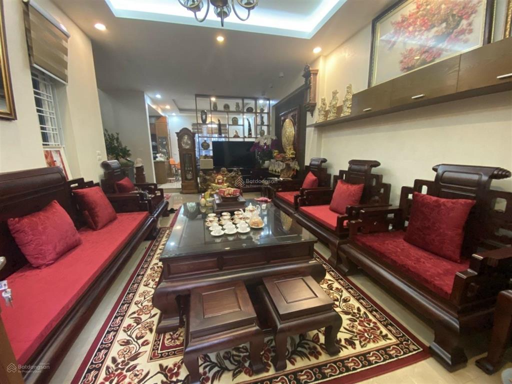 Chính chủ nhờ bán biệt thự tư đình a38  long biên dt 126m², lô góc 3 mặt thoáng, qh ổn định