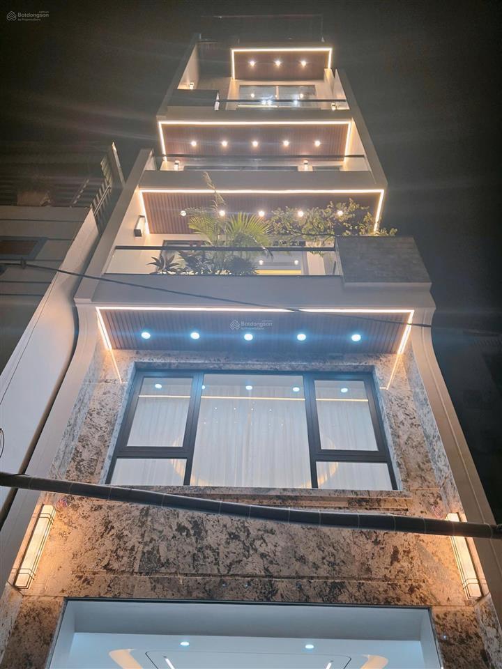 Giảm sốc 1 tỷ bán nhanh căn nhà tại khu phân lô 918 phúc đồng long biên dt 86m2, 8 tầng, mt 5m.